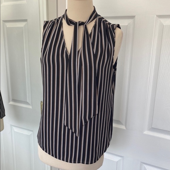 White House Black Market Tops - White House Black Market Striped Top Sz 4 Ball-Chain Tie-Neck Stripe Shell